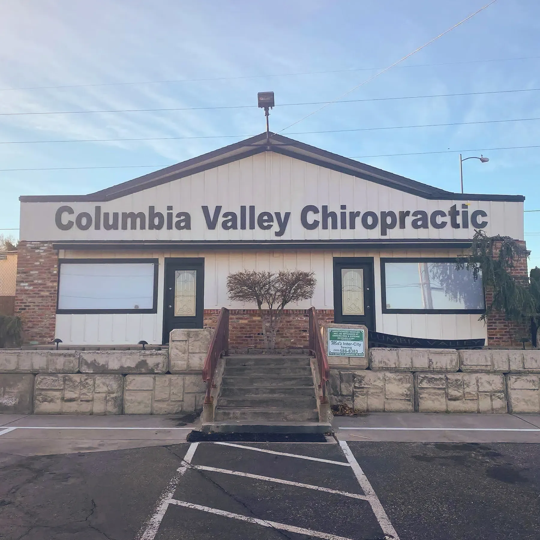 Front of the Columbia Valley Chiropractic Center office at 7514 W Yellowstone Ave in Kennewick